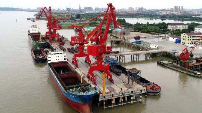 揭阳概述露天料场港口封闭问题的实行方法